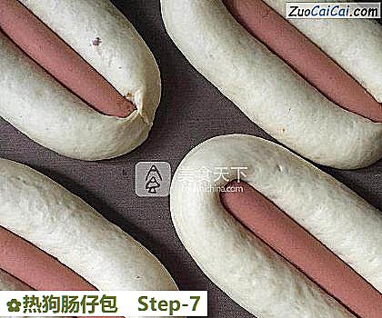 热狗肠仔包做法第七步骤