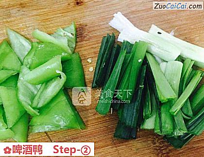 啤酒鸭做法第二步骤