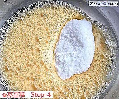 蒸蛋糕做法第四步骤
