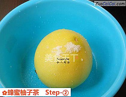 蜂蜜柚子茶做法第二步骤