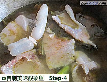 自制美味酸菜鱼做法第四步骤