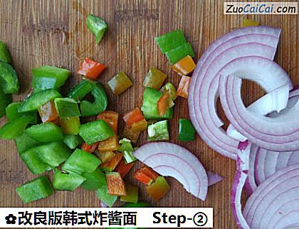 改良版韩式炸酱面做法第二步骤