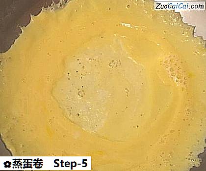 蒸蛋卷做法第五步骤