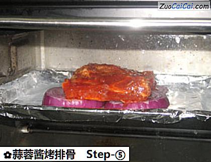 蒜蓉酱烤排骨做法第五步骤