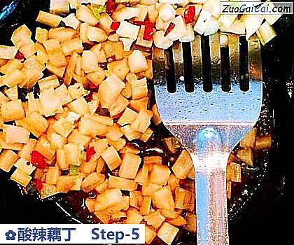酸辣藕丁做法第五步骤