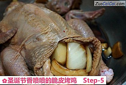 圣诞节香喷喷的脆皮烤鸡做法第五步骤