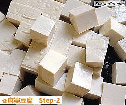 麻婆豆腐做法第二步骤