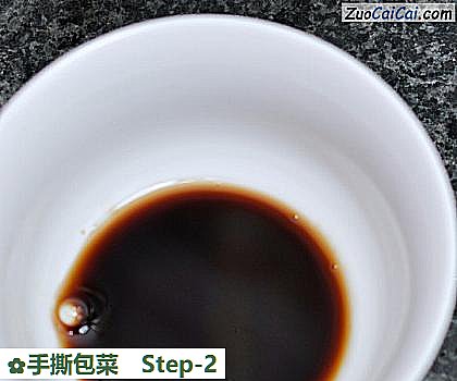 手撕包菜做法第二步骤