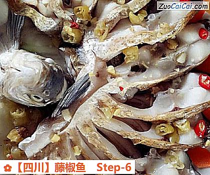 藤椒鱼做法第六步骤