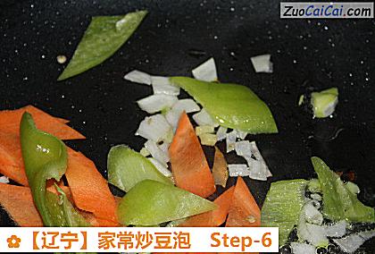 家常炒豆泡做法第六步骤