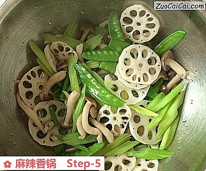 麻辣香锅做法第五步骤