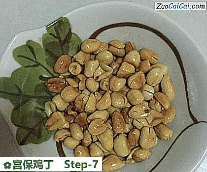 宫保鸡丁做法第七步骤