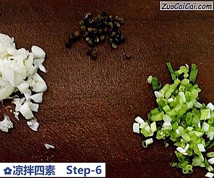 凉拌四素做法第六步骤