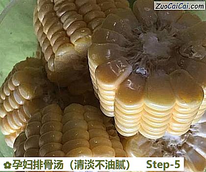 孕妇排骨汤做法第五步骤