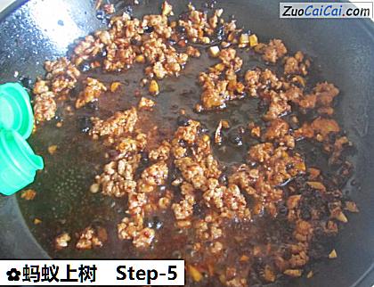 蚂蚁上树做法第五步骤