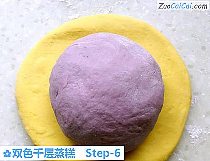 双色千层蒸糕做法第六步骤