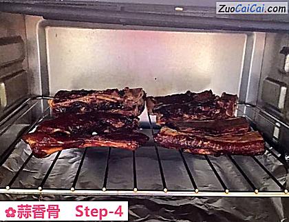 蒜香骨做法第四步骤