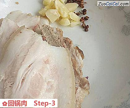 回锅肉做法第三步骤