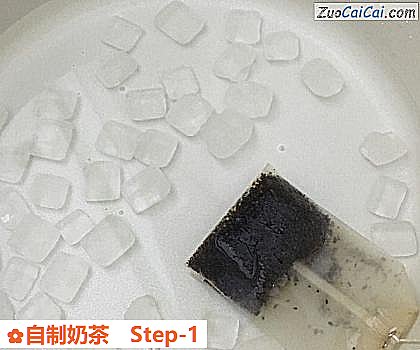 自制奶茶做法第一步骤