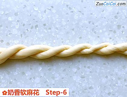 奶香软麻花做法第六步骤