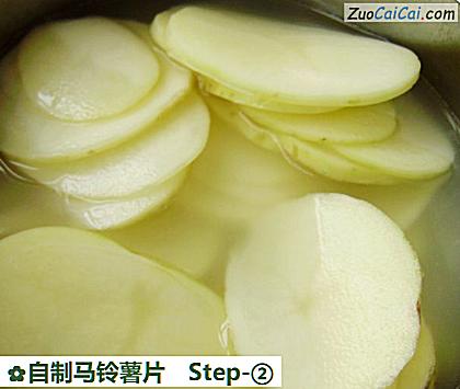 自制马铃薯片做法第二步骤