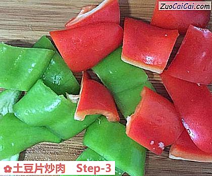 土豆片炒肉做法第三步骤