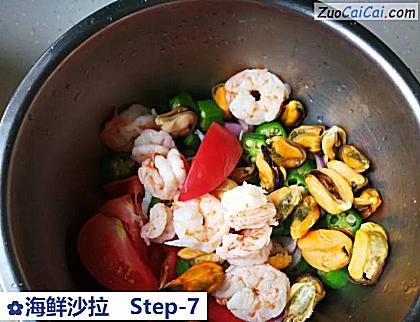 海鲜沙拉做法第七步骤
