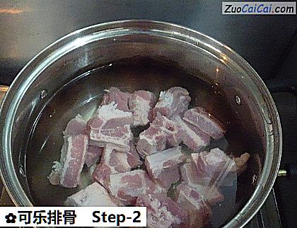 可乐排骨做法第二步骤