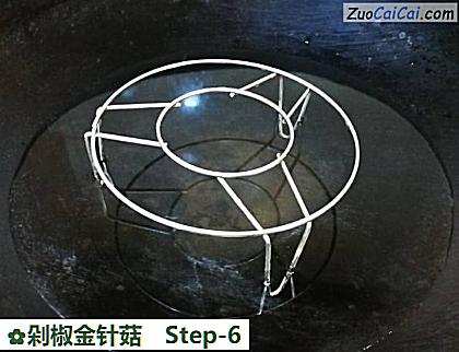 剁椒金针菇做法第六步骤