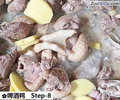 啤酒鸭做法第八步骤