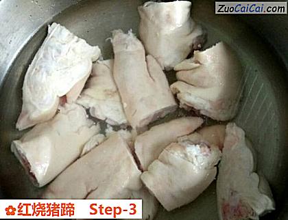 红烧猪蹄做法第三步骤