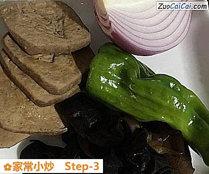 家常小炒做法第三步骤