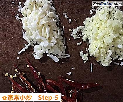 家常小炒做法第五步骤