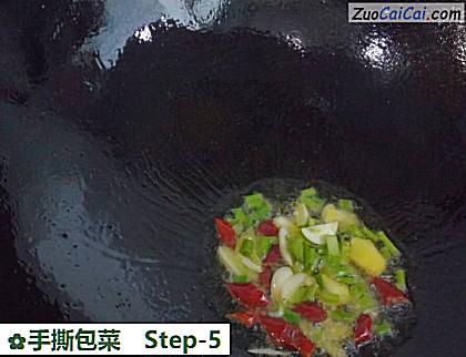 手撕包菜做法第五步骤