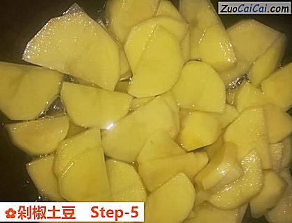 剁椒土豆做法第五步骤