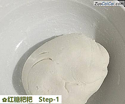 红糖粑粑做法第一步骤