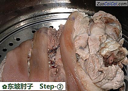东坡肘子做法第二步骤