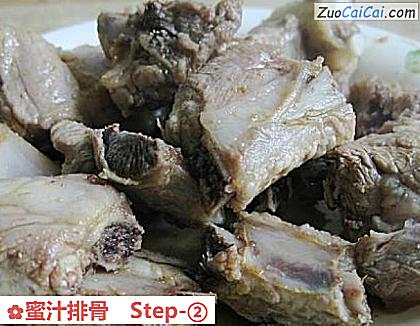蜜汁排骨做法第二步骤