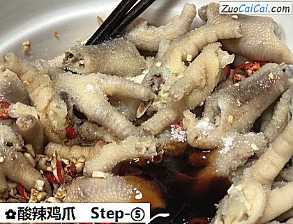 酸辣鸡爪做法第五步骤