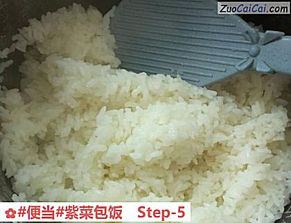 紫菜包饭做法第五步骤
