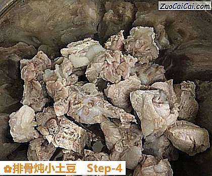 排骨炖小土豆做法第四步骤
