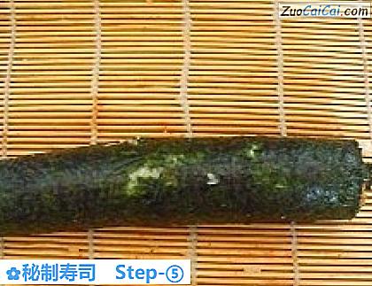 秘制寿司做法第五步骤