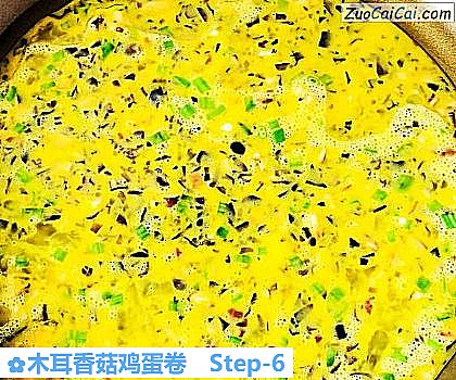 木耳香菇鸡蛋卷做法第六步骤