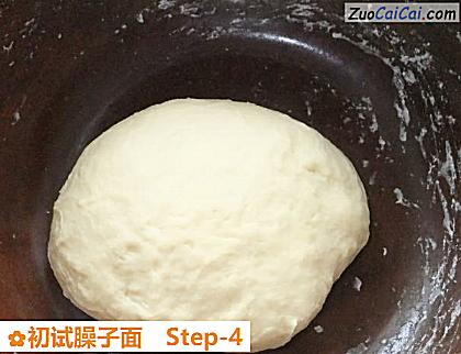 初试臊子面做法第四步骤