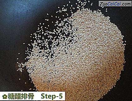 糖醋排骨做法第五步骤