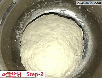 盘丝饼做法第二步骤