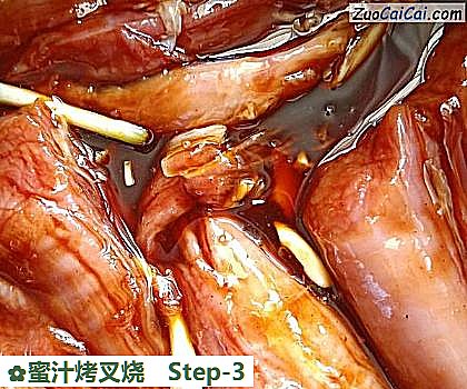 蜜汁烤叉烧做法第三步骤