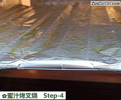 蜜汁烤叉烧做法第四步骤