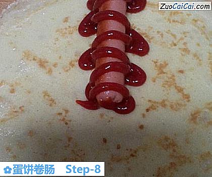 蛋饼卷肠做法第八步骤
