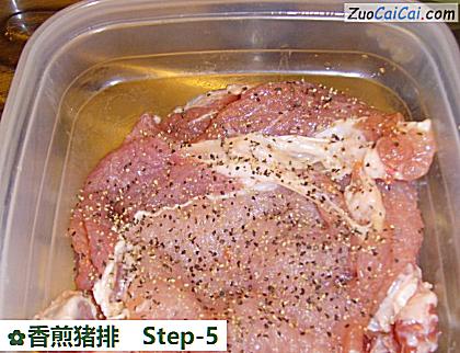 香煎猪排做法第五步骤